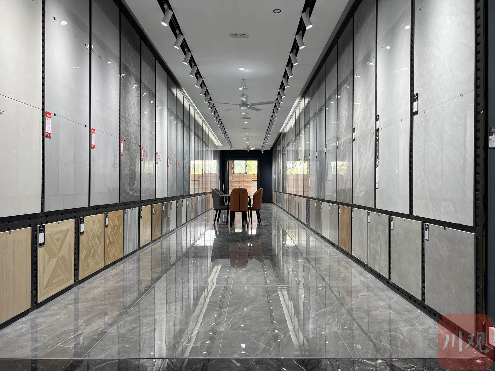 年產(chǎn)值達(dá)3億元！這個宜瀘邊界小鎮(zhèn)建材產(chǎn)業(yè)非比尋常